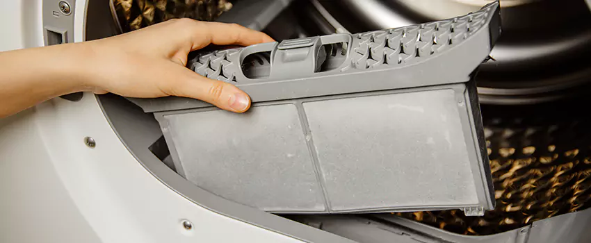 Signs Of A Clogged Dryer Lint Trap in West Falls Church, Virginia